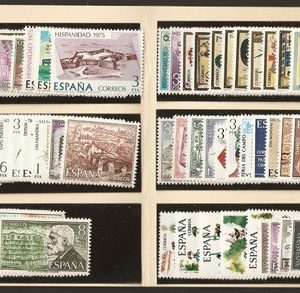 Año completo de sellos 1975