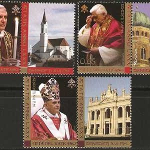 Serie sellos Vaticano 1424-26. 80 Aniv. nacimiento Benedicto XVI