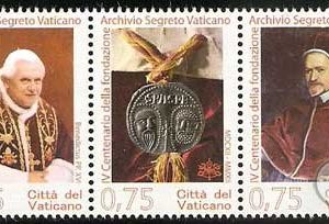 Serie sellos Vaticano 1598-00. Archivo Secreto Vaticano
