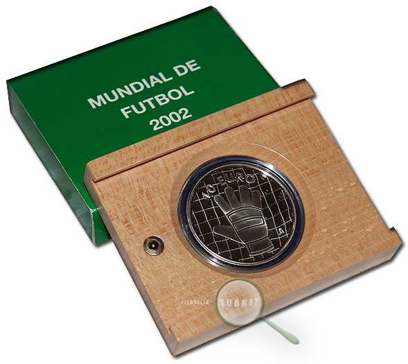 Año 2002. Moneda 10 euros. Mundial Fútbol 2002. Guante