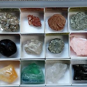 Caja de 18 minerales variados