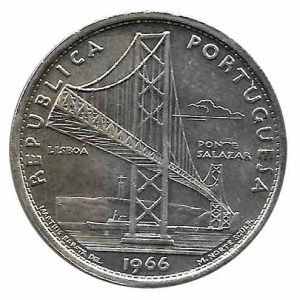 Moneda Portugal  020 escudos 1966 S/C Puente Salazar